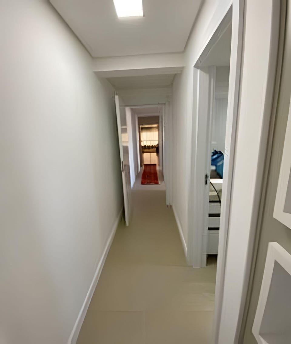 Aluga se apto de luxo c/ split perto da praia! Apartment in State of Santa Catarina