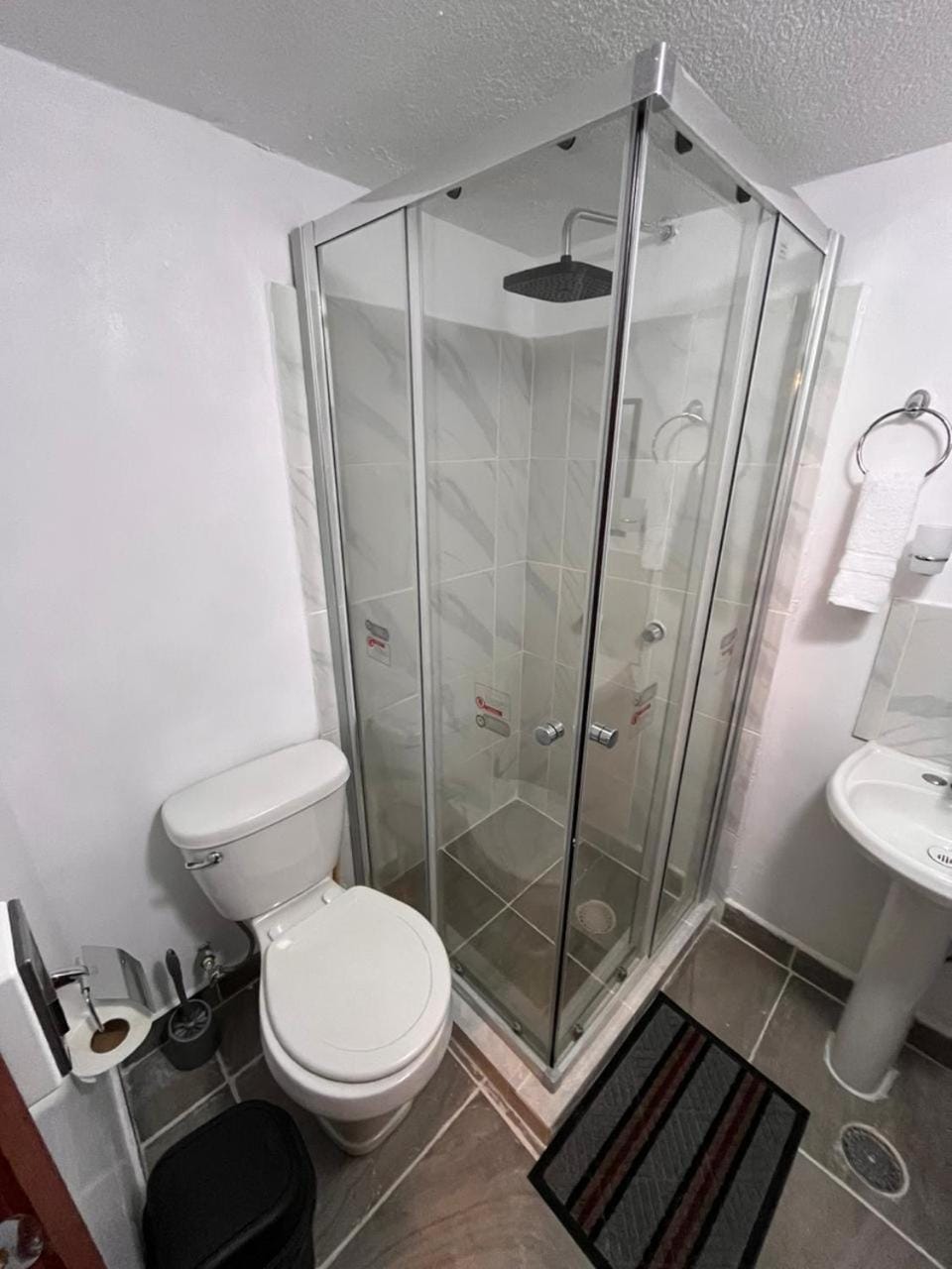 Alojamiento Jardin Balbuena cerca GNP AICM Zócalo 112 Bed and Breakfast in Mexico City