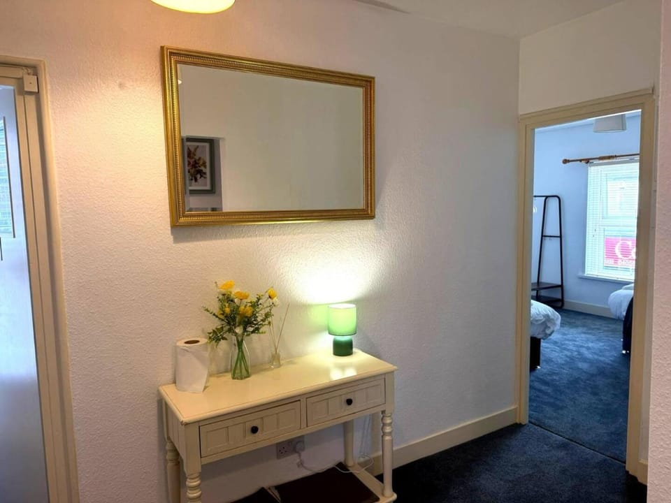 Comfortable flat 3Bed, sleeps 6 Apartment in Hailsham