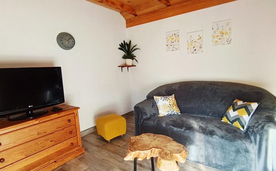 Apartment and room Babe Mare Apartment in Lika-Senj County