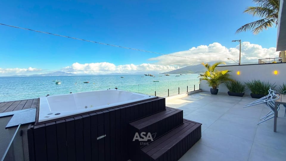 Hot Tub, Sea view