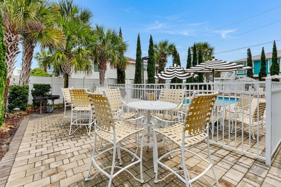 The Georgianne Manor by Tybee Vacation Rentals Apartment in Tybee Island