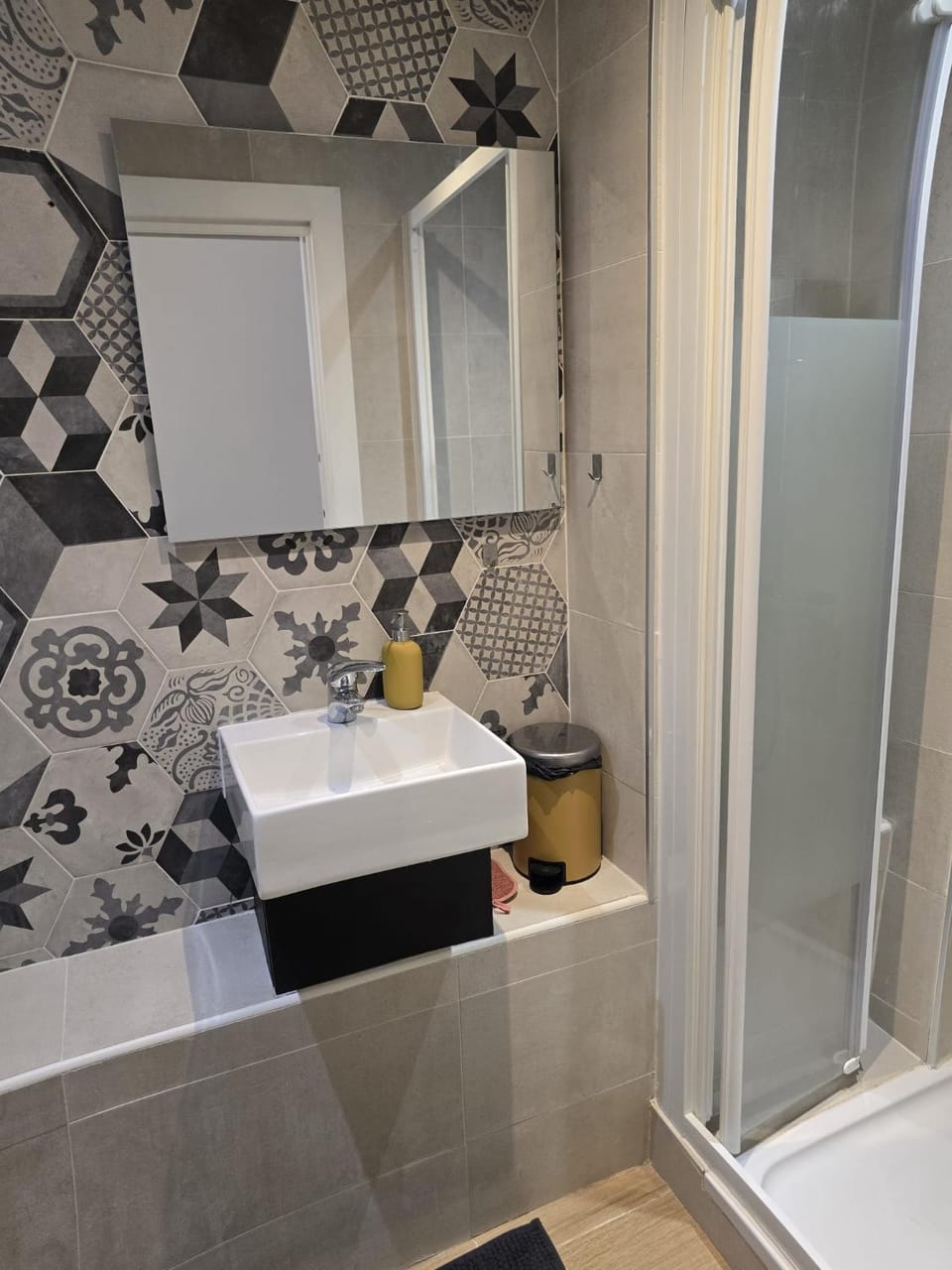 T2 Neuf avec Terrasse Plein Sud Plage à 6 min Apartment in Nice