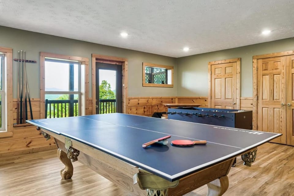 Knotty & Nice | Smoky Mtn Views, Hot Tub, Games House in Sevier County