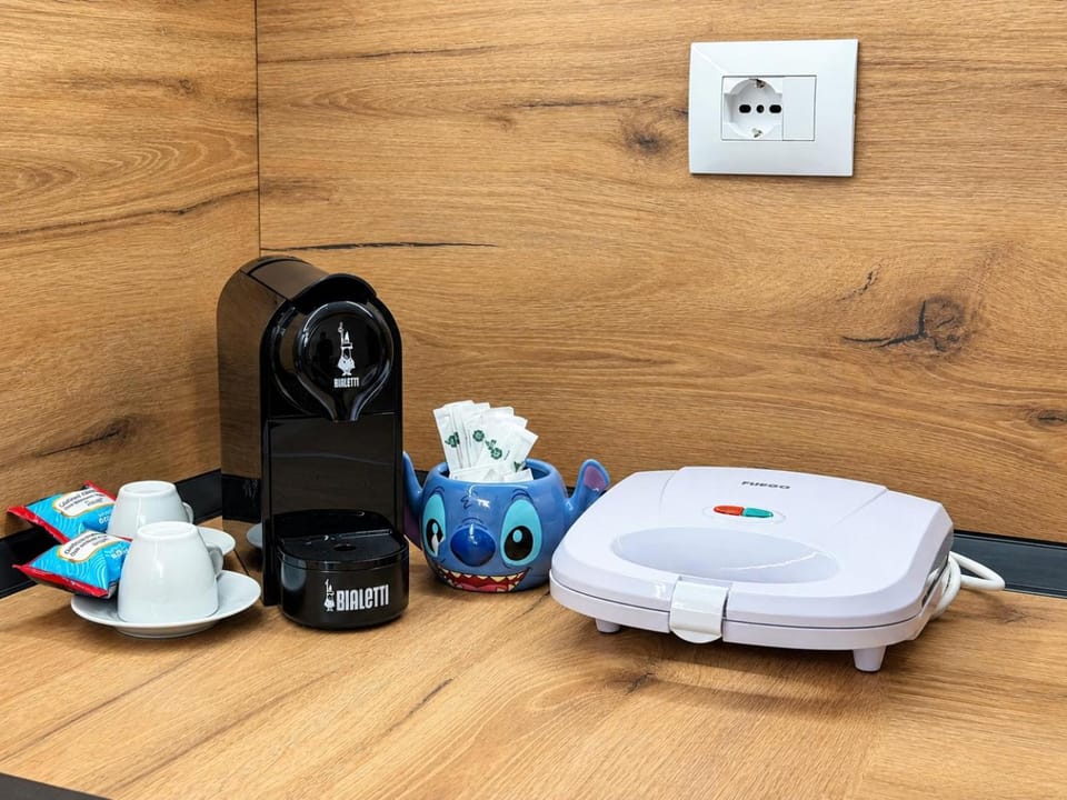 Coffee/tea facilities, Kitchen or kitchenette, toaster