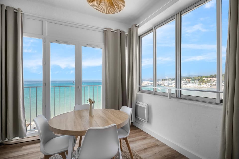 Studio face mer Apartment in La Cadière-d'Azur