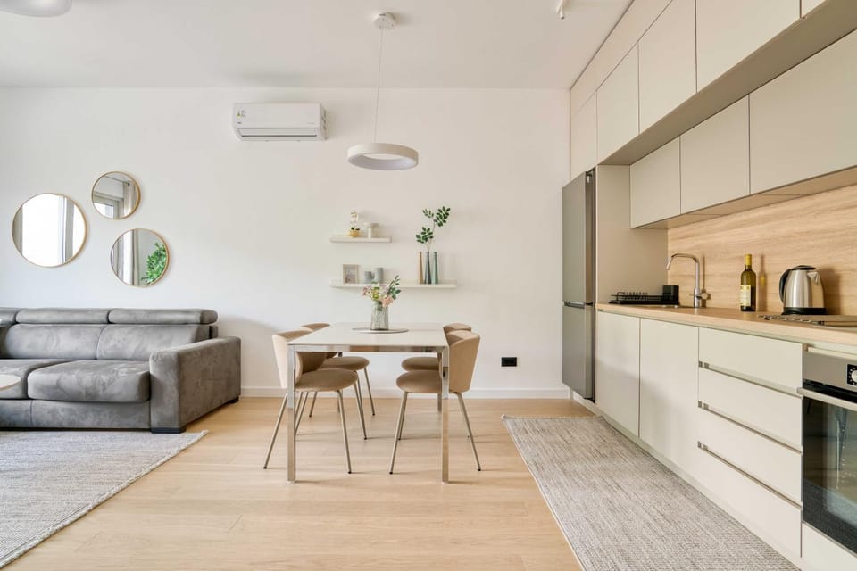 Kitchen or kitchenette, Living room, Dining area