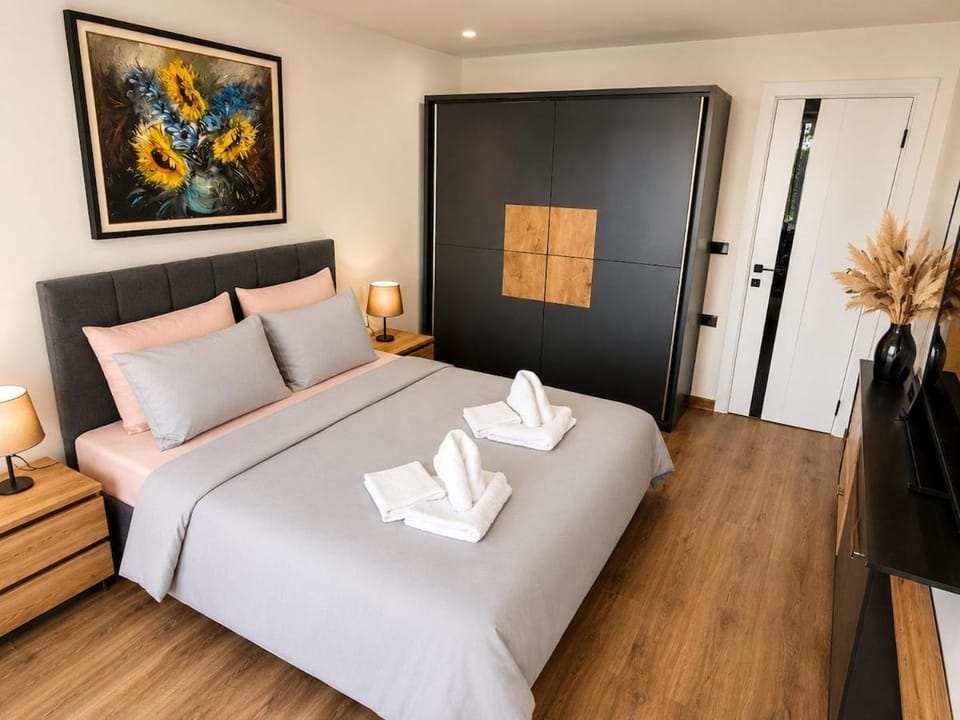 Bed, Bedroom, wardrobe