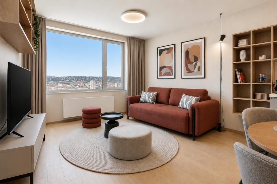 Communal lounge/ TV room, TV and multimedia, Living room, Seating area, Evening entertainment