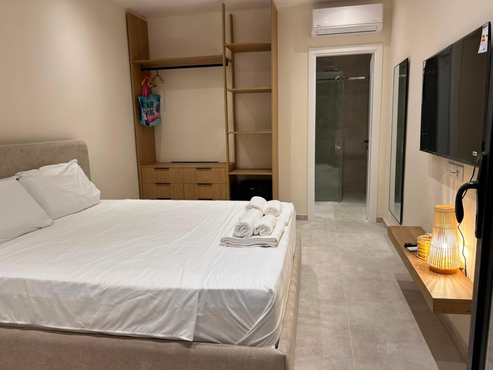 Piknik Suites Bed and Breakfast in Vlorë County, Albania