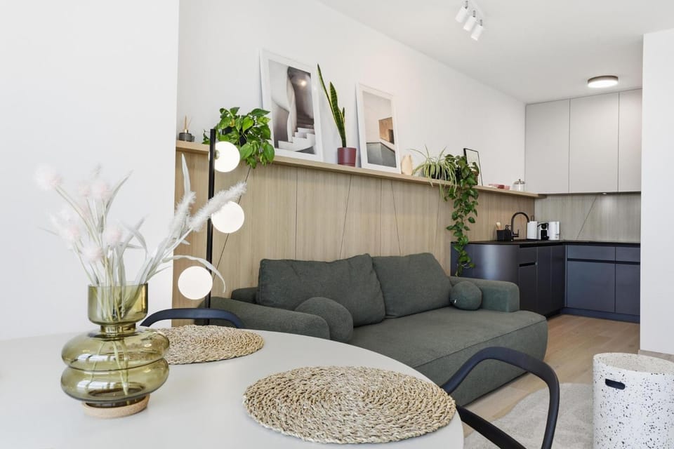 Eurovea 21floor - River & Port View Apartment in Bratislava