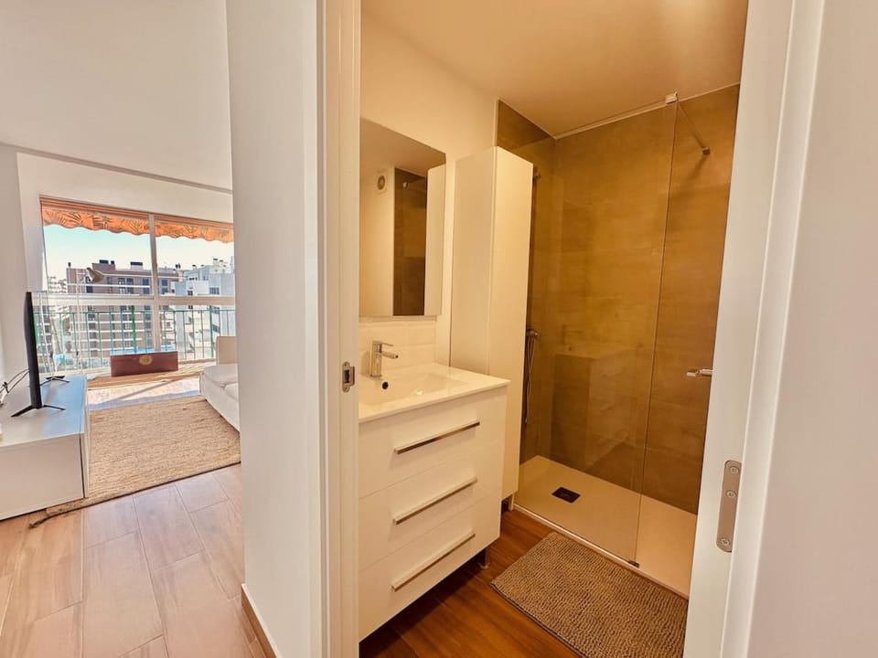 Modern apartment in San Juan Playa, Alicante, with pool Apartment in Alicante