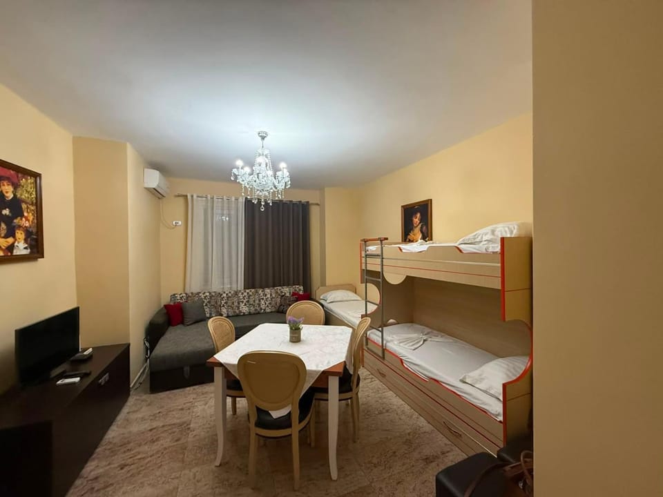 Living room, bunk bed