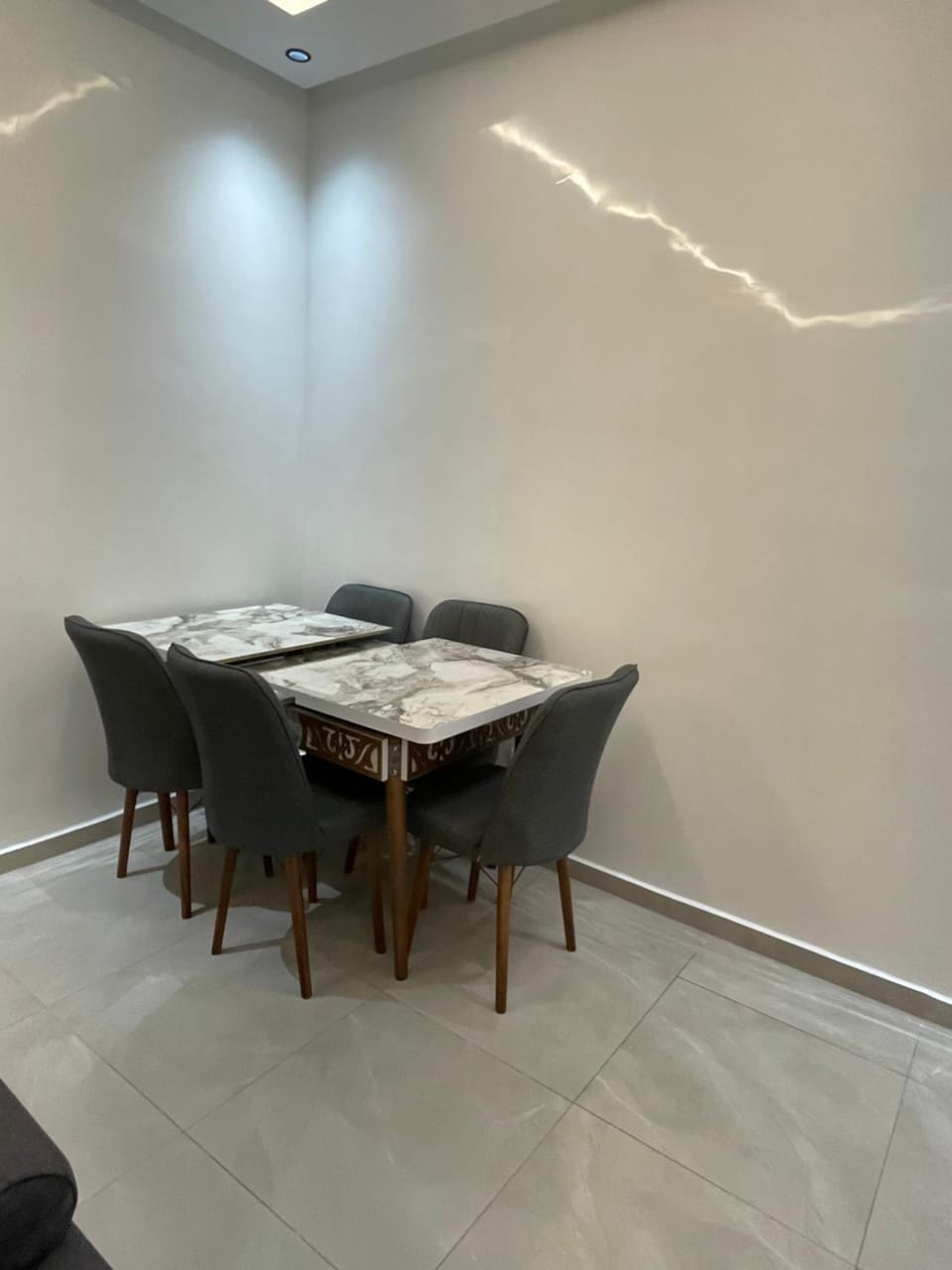 Appartement neuf première main à louer par jour à résidence La Playa, Mansouria Bien équipé, propre, moderne et dans une résidence calme et sécurisée, proche de la plage Apartment in Casablanca-Settat