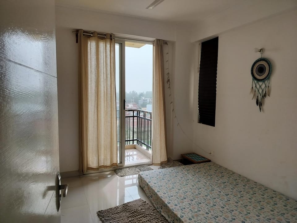 Ventilated and Cosy 2BHK,IIM Lucknow Apartment in Lucknow