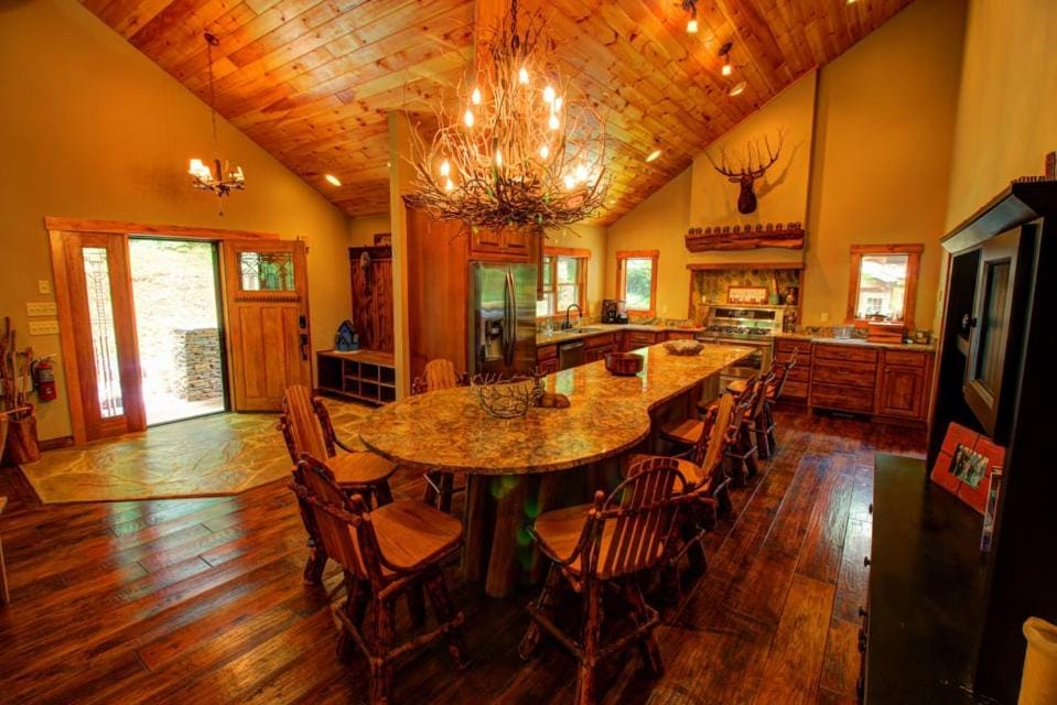 Stettin Haus Beech Mountain House in Beech Mountain
