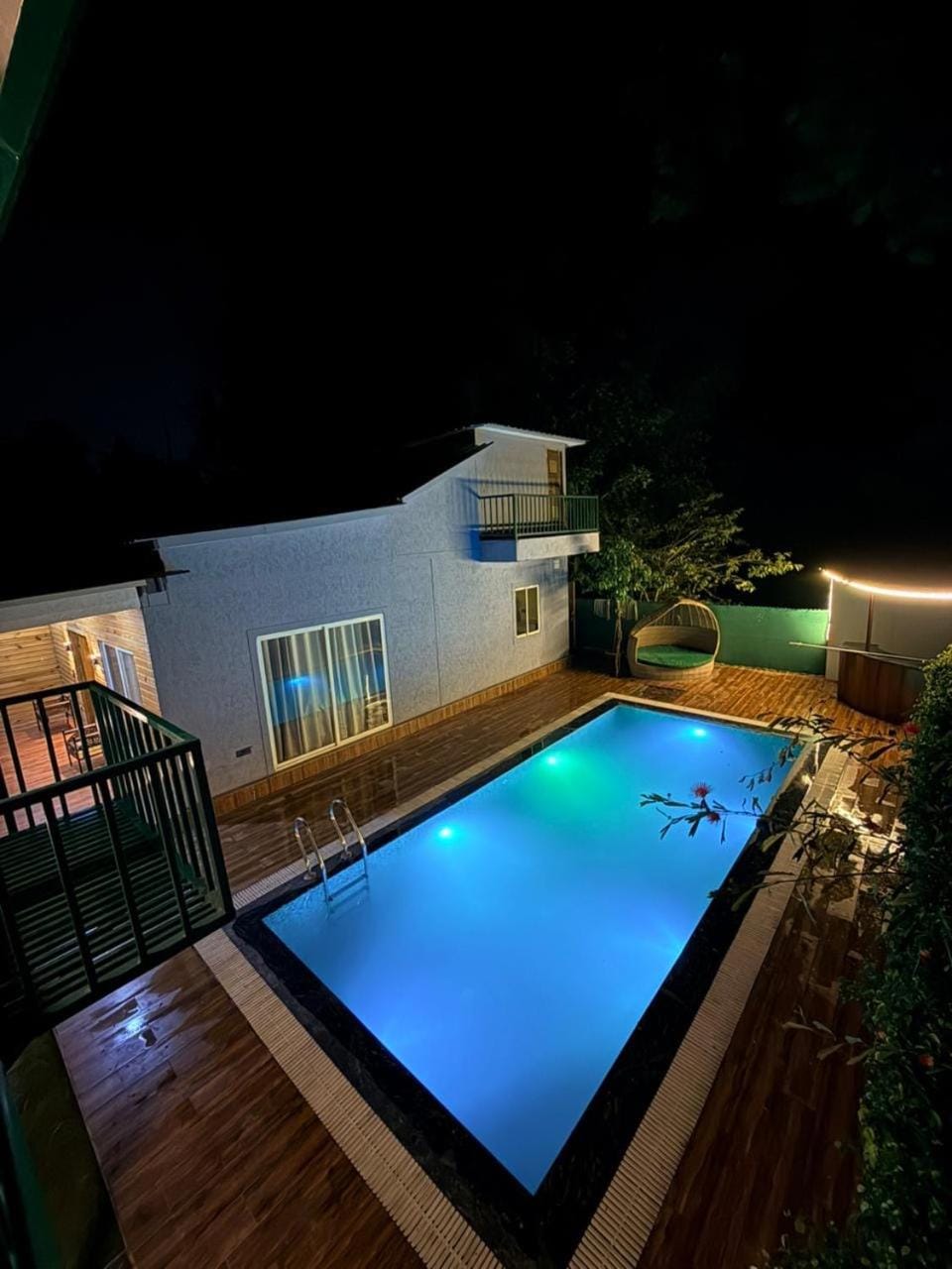 Luxurious Farm Farm Stay in Noida