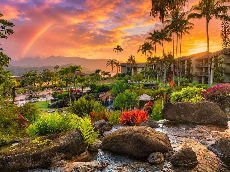 NEW Hanalei Bay Resort Pools & Waterfall Views House in Princeville