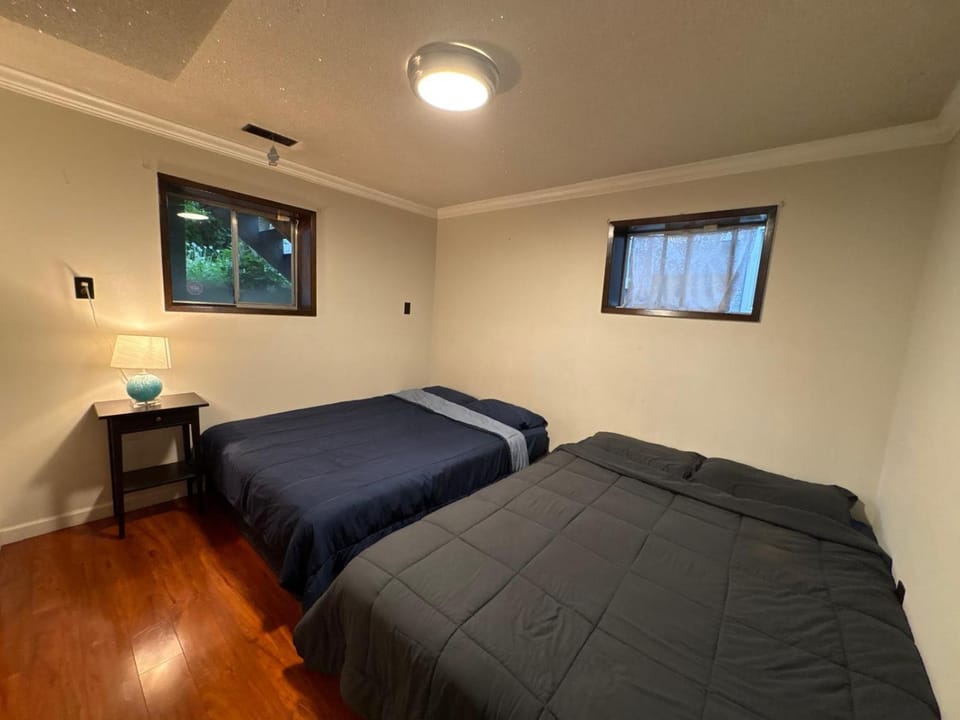 Vancouver Homestay Near BC Place & Airport - Free Parking, Walk to Transit Vacation rental in Vancouver