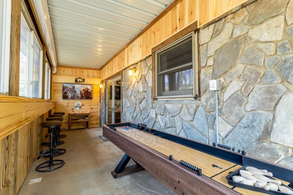 License to Chill Boone House in Seven Devils