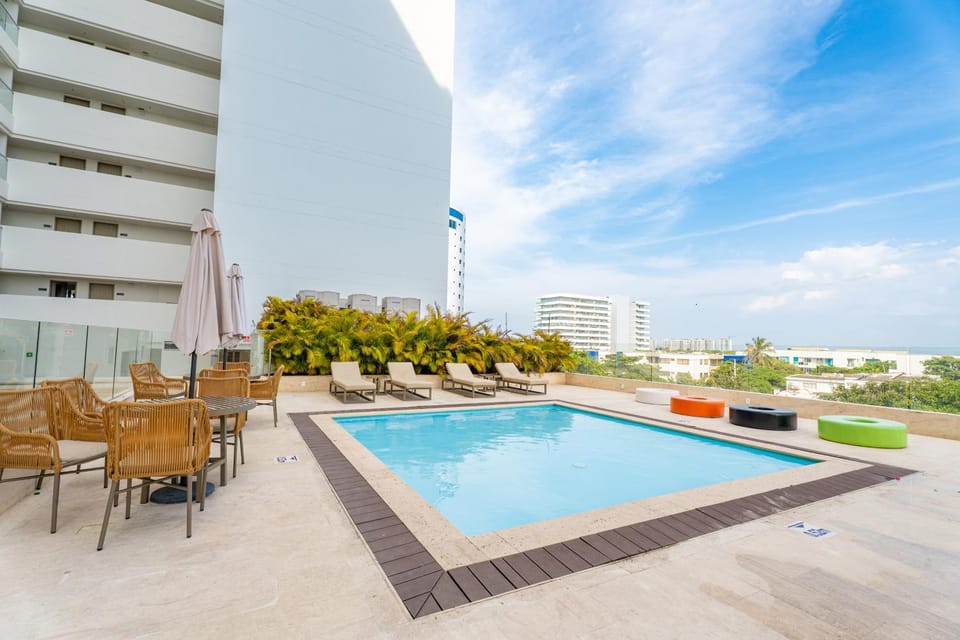 Swimming pool