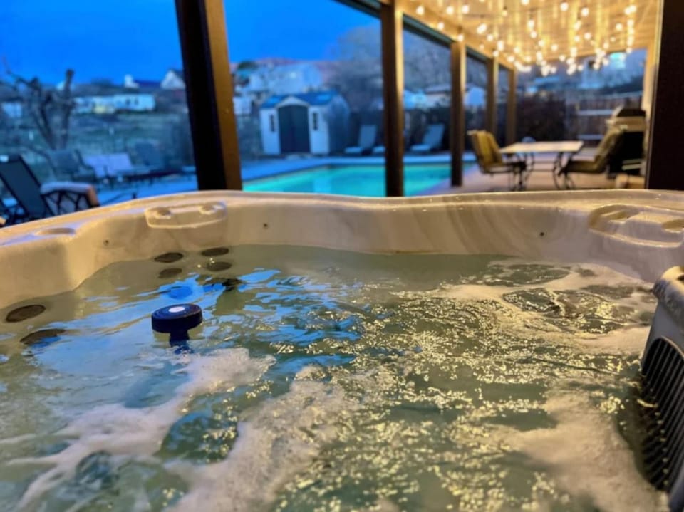 Zion Family Retreat with Private Pool, Hot Tub and Game Room House in La Verkin