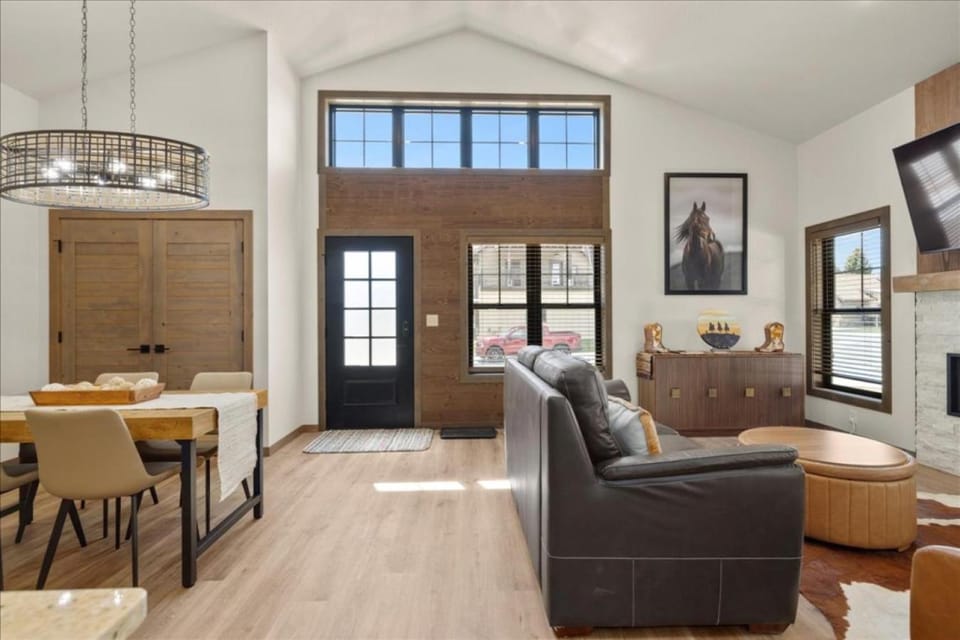 Brand New Modern Western Home in Downtown Red Lodge House in Red Lodge
