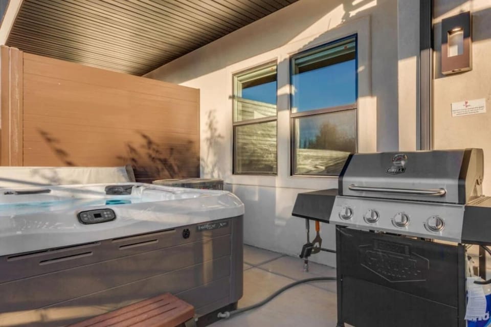 The Gathering Place at Ocotillo Springs Resort House in Santa Clara