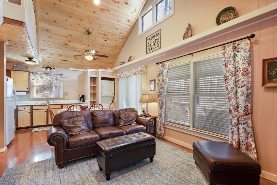 Mountain Abbey Beech Mountain House in Beech Mountain