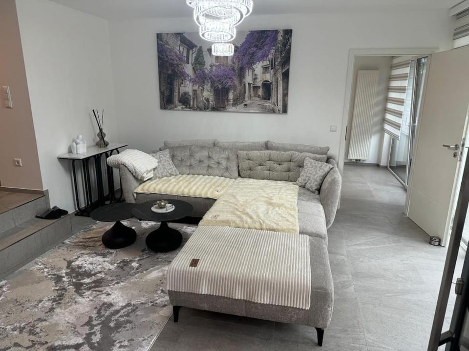Modernes Appartment in Schifflange Apartment in Luxembourg District, Luxembourg