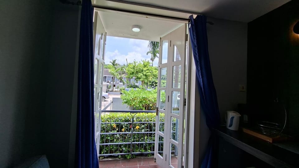 Studio Suite 11 Apartment in Ocho Rios
