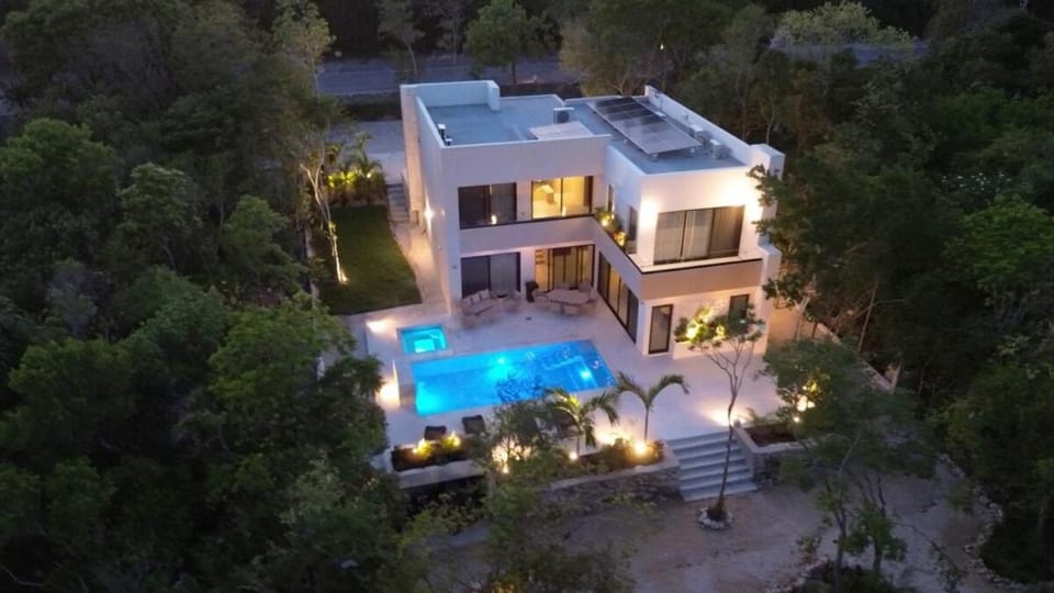 Casa Arroyo Blanco Private Pool and Spa Villa in State of Quintana Roo