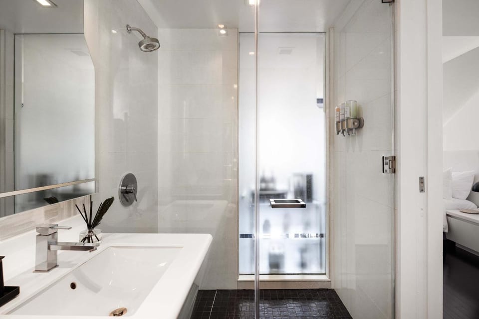 Lower Manhattan Studio Designer Escape Apartment in Lower Manhattan