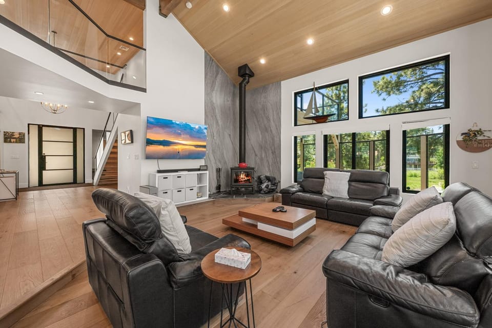 TV and multimedia, Living room, Seating area