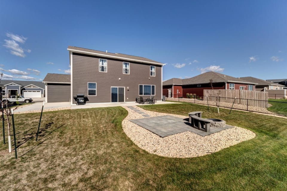 Executive Stay for Work & Family House in Rapid City