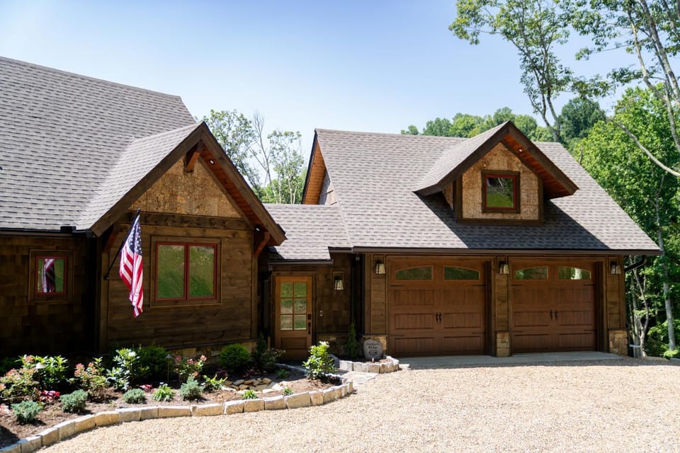 Walkers Ridge at Eagles Nest House in Beech Mountain