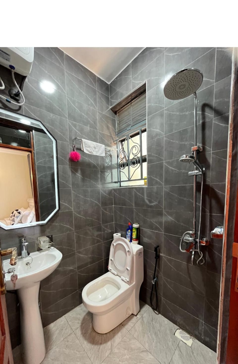 JPComfort Bed and Breakfast in Kampala