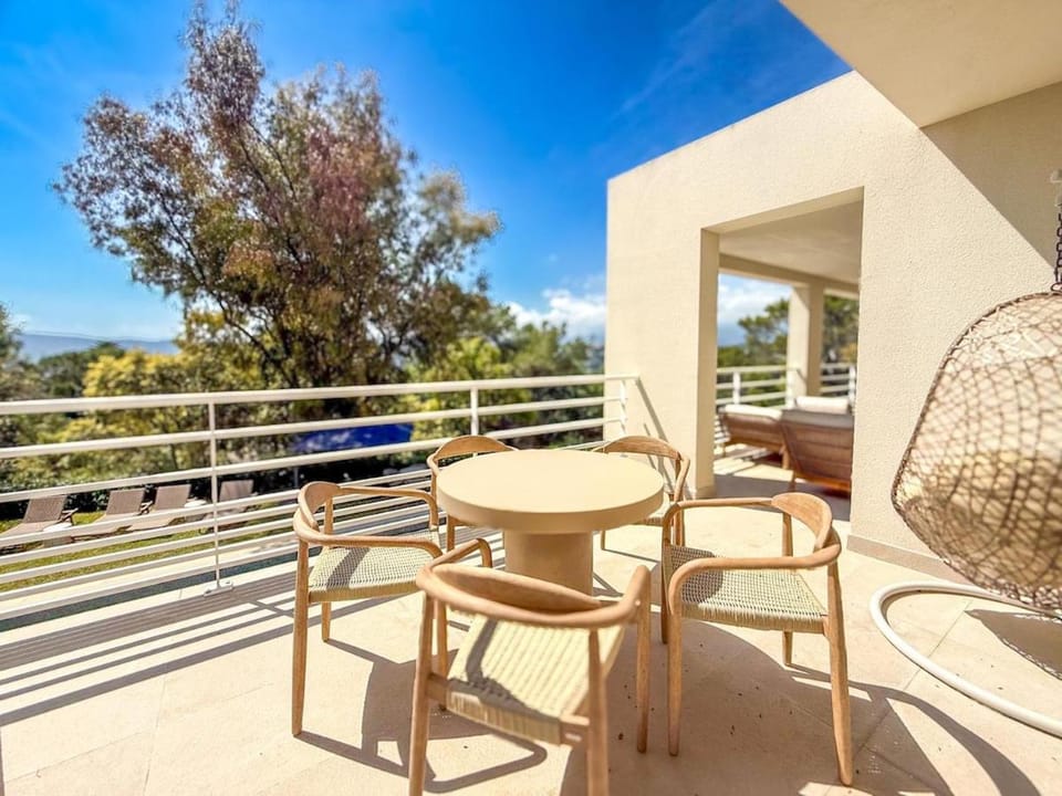 Villa Sarah - Luxury Villa Near Cannes 10 Suites Villa in Mougins