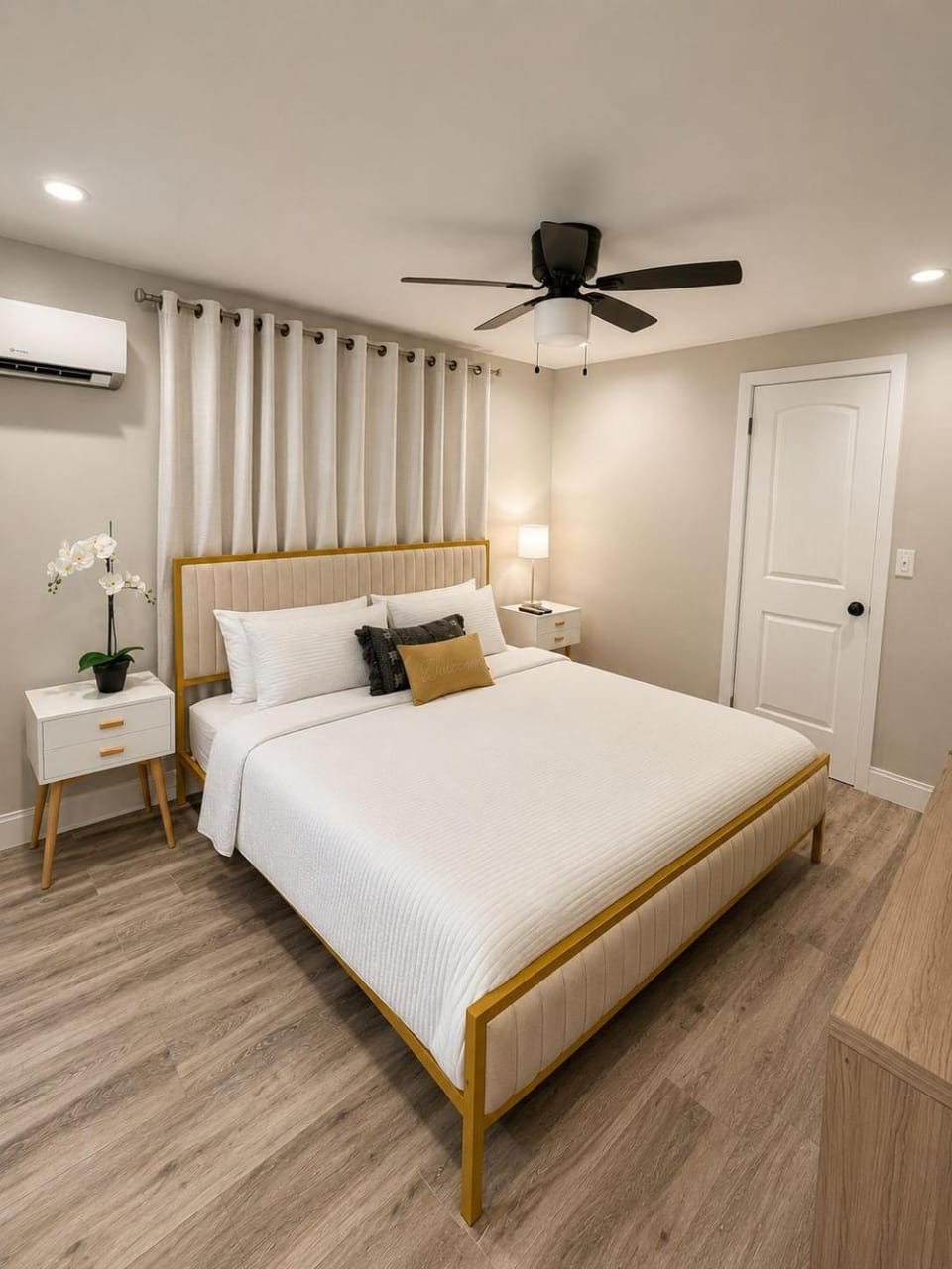 Modern 2BR Free Parking Near Brickell Apartment in Coral Gables