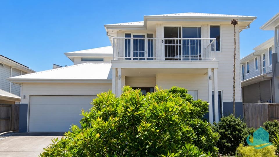 Property building, Balcony/Terrace