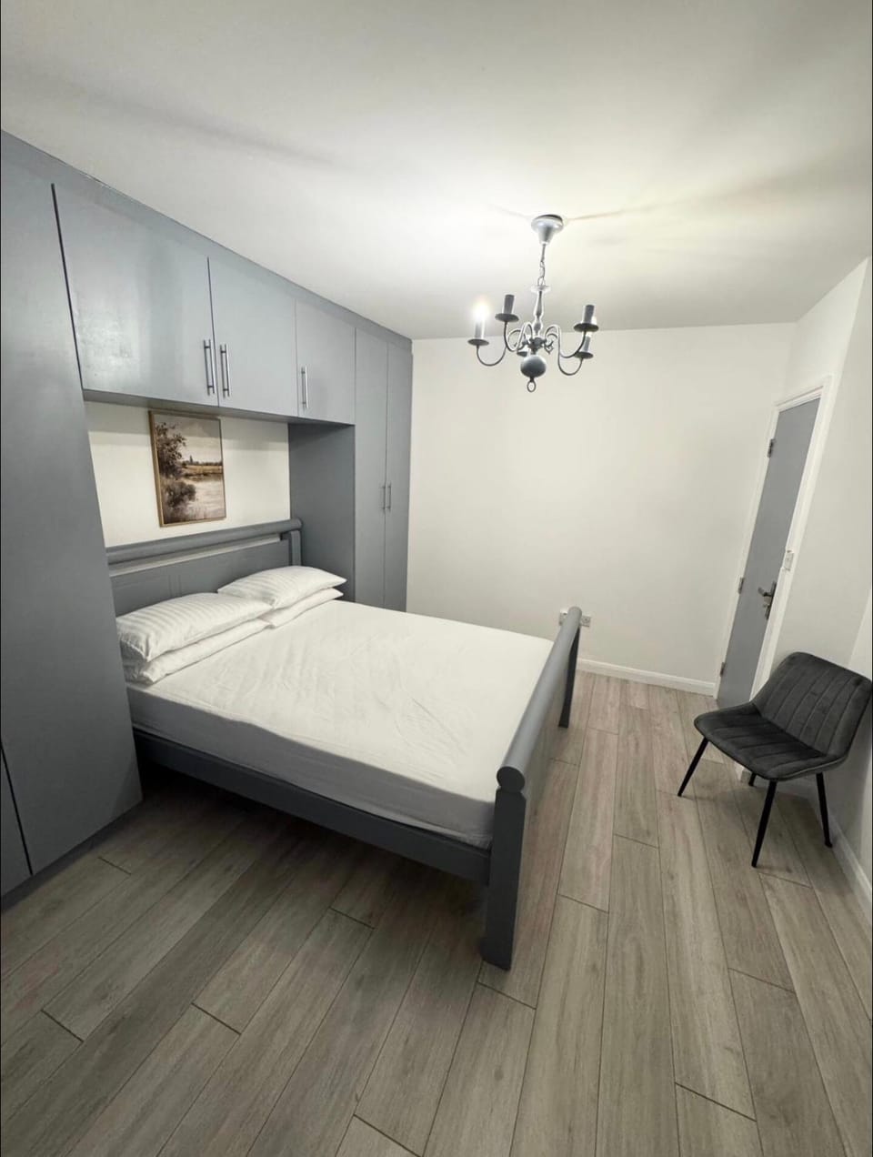 Modern self-contained studio in Hackney with Private Terrace Apartment in London Borough of Hackney