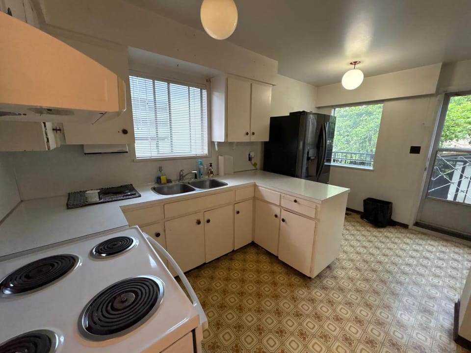 Vancouver Guesthouse Near BC Place & Airport - Free Parking Vacation rental in Vancouver