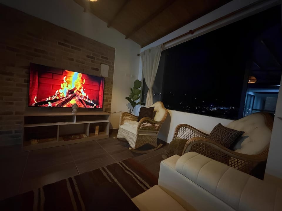 Night, TV and multimedia, Living room, Evening entertainment