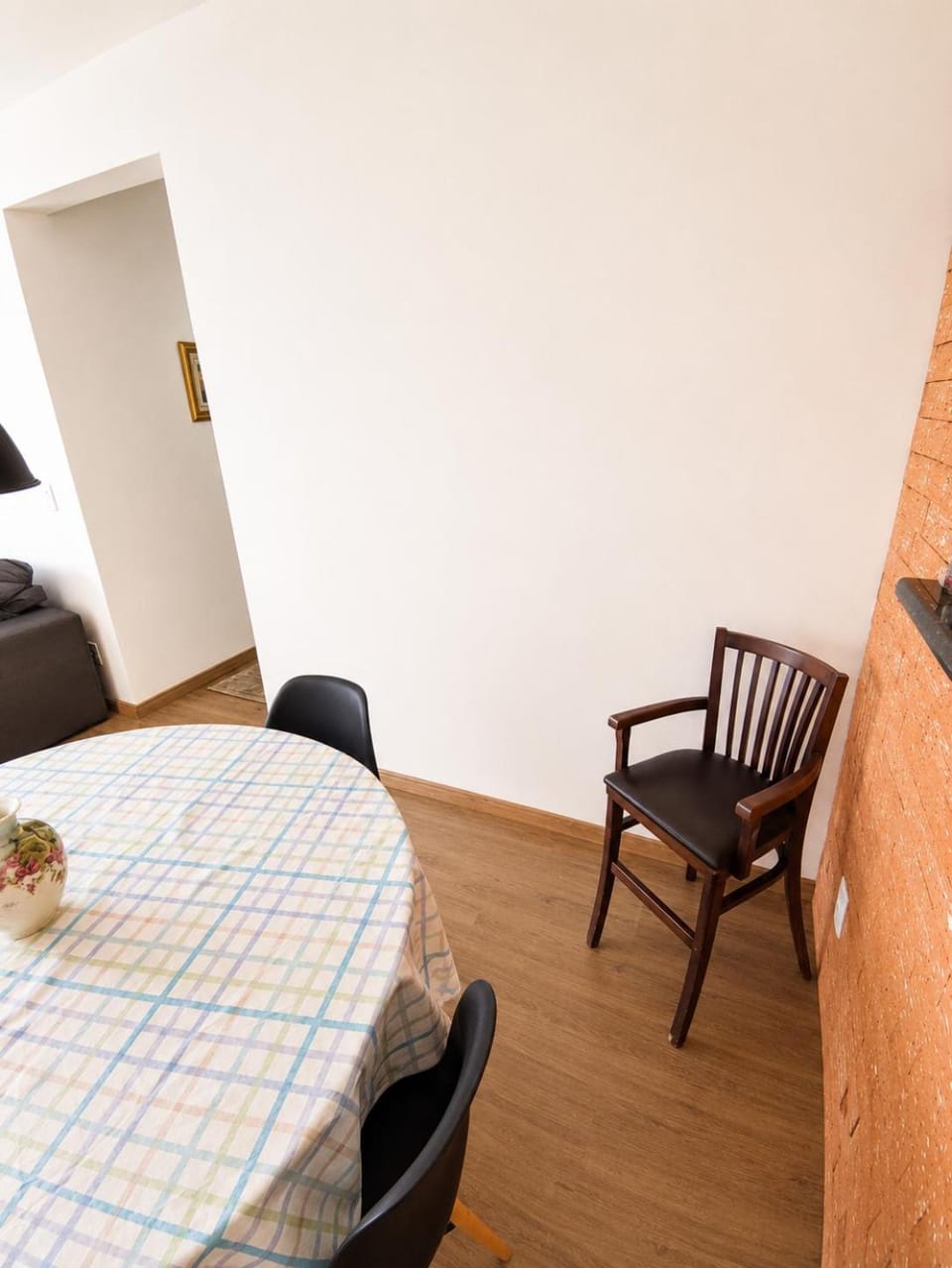 Apartamento 2 Quartos para 8 Pessoas com Garagem Ar Condicionado Escritório privativo WiFi6 800Mb em Frente ao Hospital Sadalla Apartment in Joinville