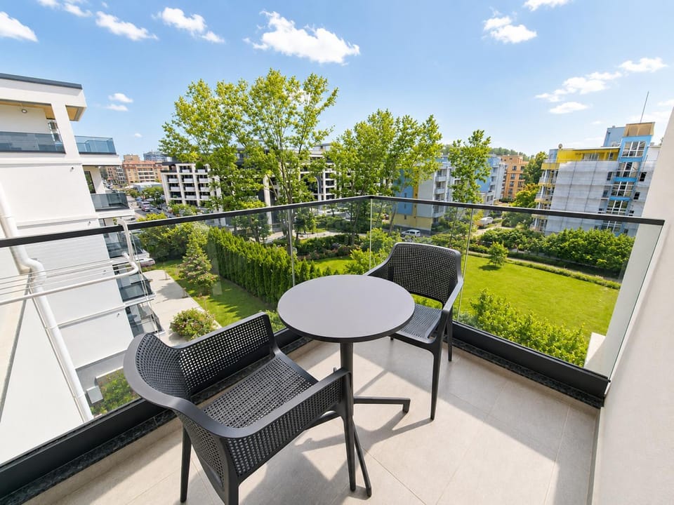 View (from property/room), Balcony/Terrace, Balcony/Terrace, Garden view