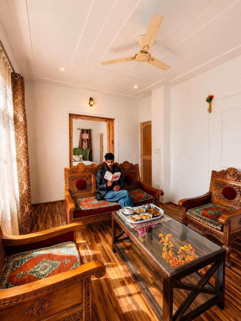 Bed, Lounge or bar, Bedroom