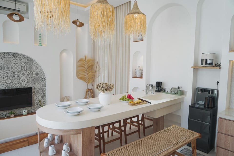 TV and multimedia, Kitchen or kitchenette, Seating area, Dining area