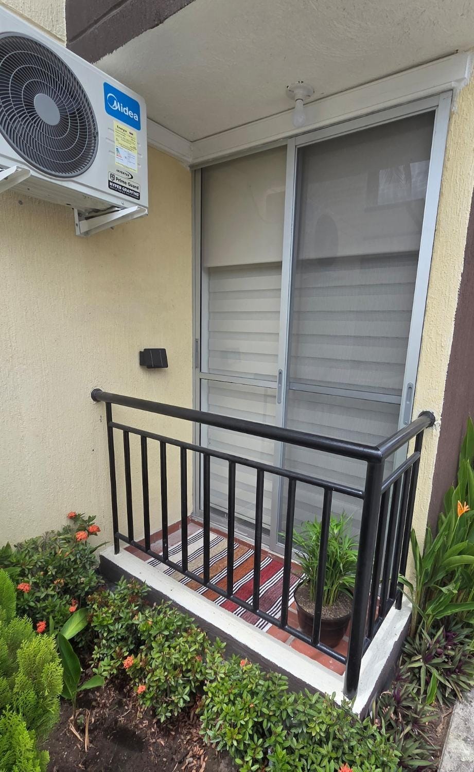 Moderno Smart Home Apto con vista a la piscina Apartment in Melgar