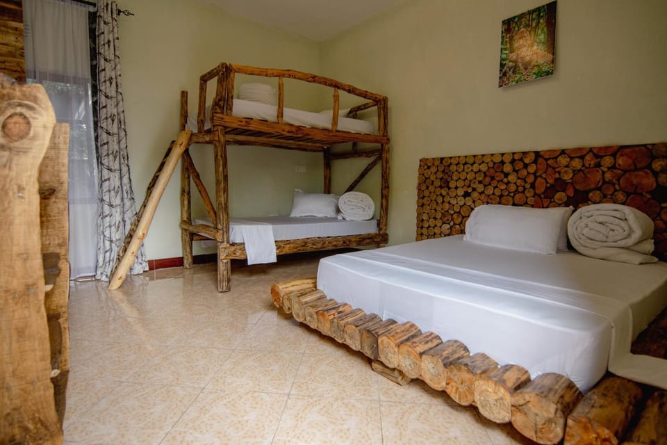 Honolulu Villa Bed and Breakfast in Arusha
