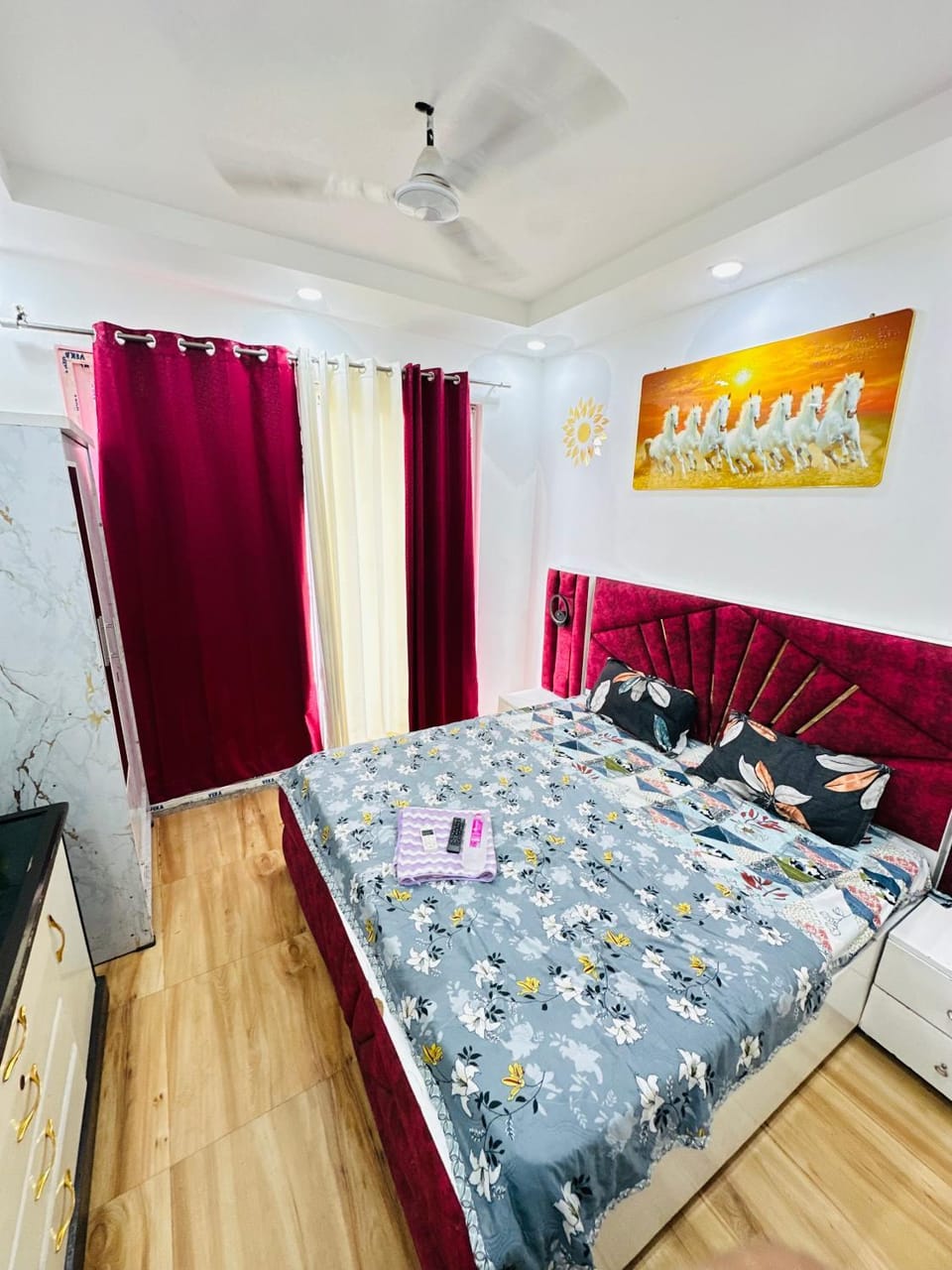 Peaceful Haven in Delta 1 Apartment in Uttar Pradesh